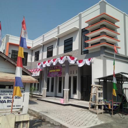 BALAI DESA WARU